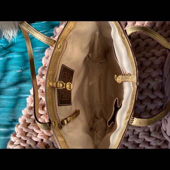 COACH Signature Striped Khaki/Gold Tote - Picture 7 of 10